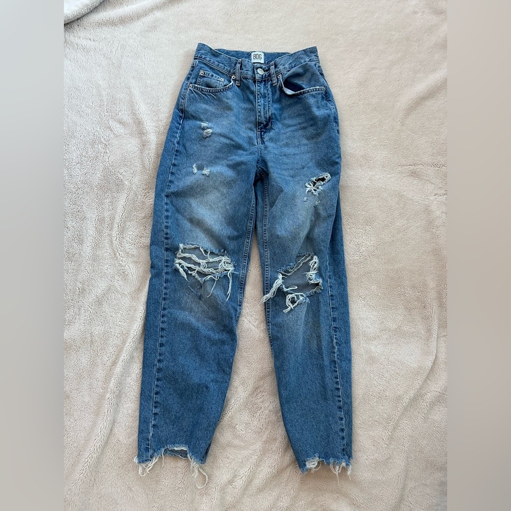 Urban Outfitters BDG High Rise Baggy Distressed Destroyed Jeans